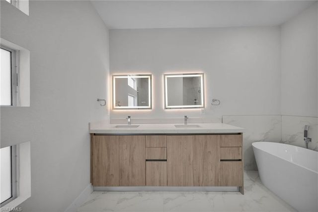 1430 SE 23rd ST, Cape Coral, FL 33990