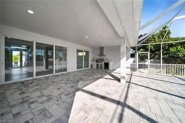 1430 SE 23rd ST, Cape Coral, FL 33990