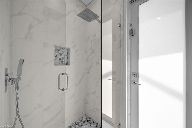 1430 SE 23rd ST, Cape Coral, FL 33990