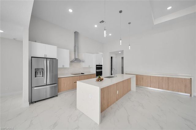 1430 SE 23rd ST, Cape Coral, FL 33990