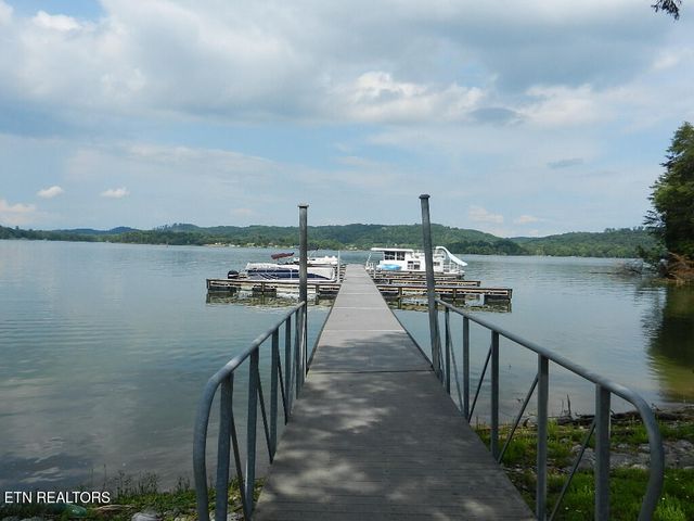 368 Walking Horse Tr, Rockwood, TN 37854