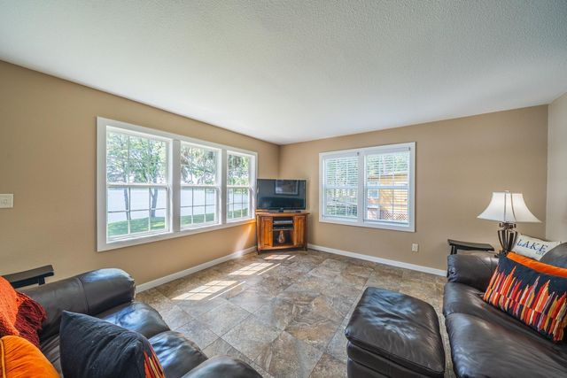 23545 W Foxview Lane, Detroit Lakes, MN 56501