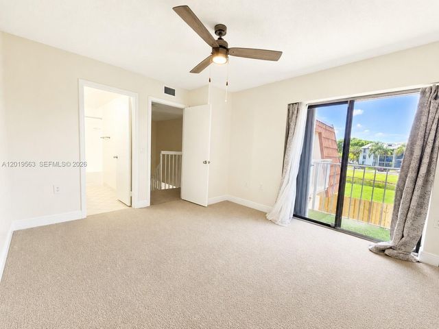 824 Blue Ridge Cir, West Palm Beach, FL 33409