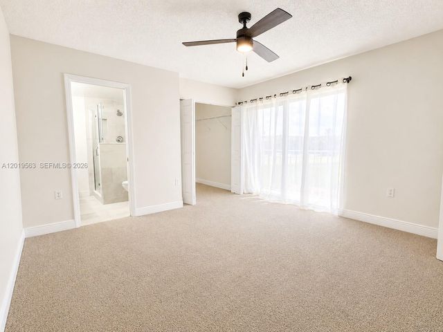 824 Blue Ridge Cir, West Palm Beach, FL 33409