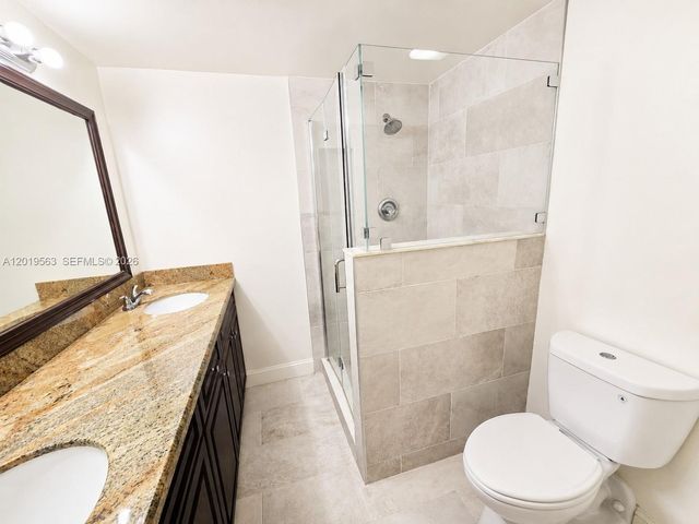 824 Blue Ridge Cir, West Palm Beach, FL 33409