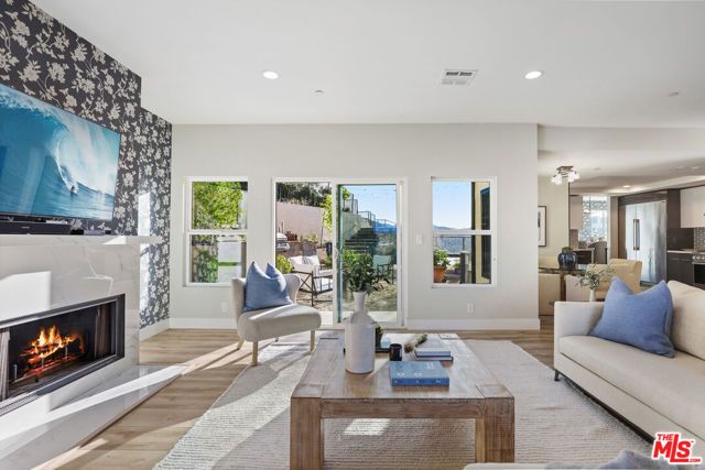 53 Saddlebow Road, Bell Canyon, CA 91307