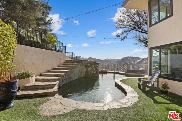 53 Saddlebow Road, Bell Canyon, CA 91307