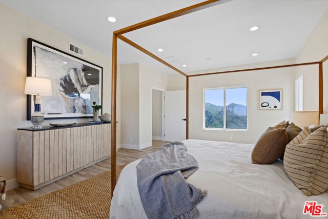 53 Saddlebow Road, Bell Canyon, CA 91307