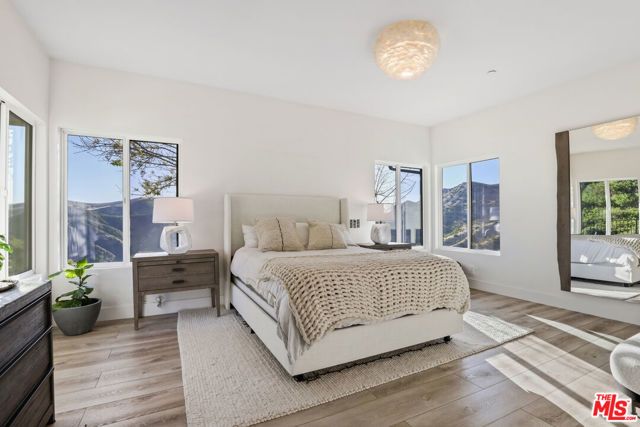 53 Saddlebow Road, Bell Canyon, CA 91307