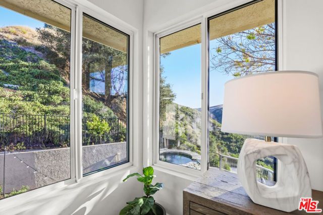 53 Saddlebow Road, Bell Canyon, CA 91307