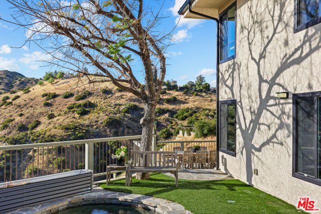 53 Saddlebow Road, Bell Canyon, CA 91307
