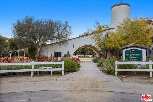 53 Saddlebow Road, Bell Canyon, CA 91307