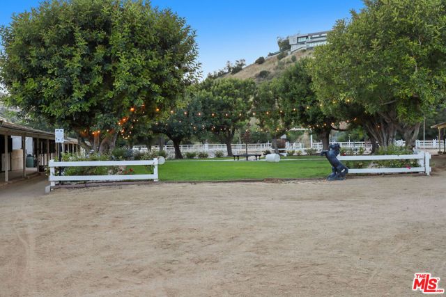 53 Saddlebow Road, Bell Canyon, CA 91307