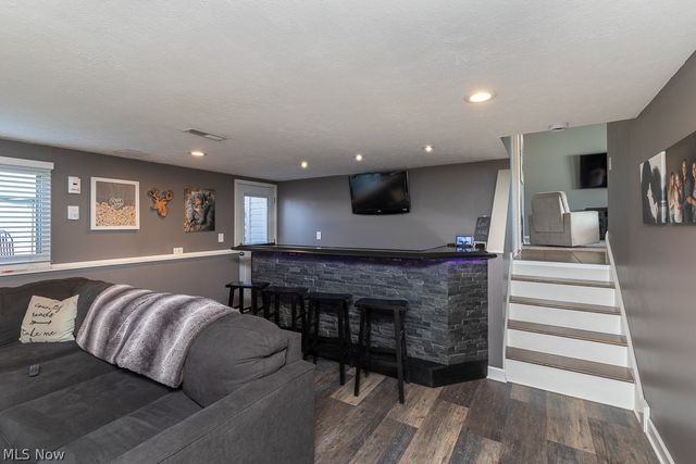 24798 Mitchell Drive, North Olmsted, OH 44070