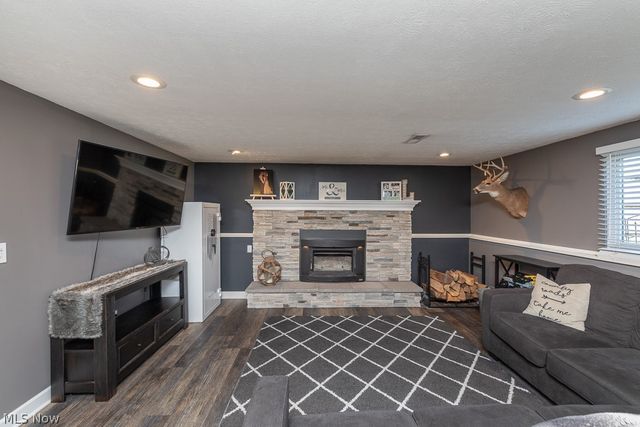 24798 Mitchell Drive, North Olmsted, OH 44070