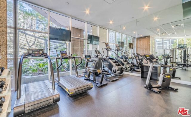 801 S Grand Avenue 2205, Los Angeles, CA 90017