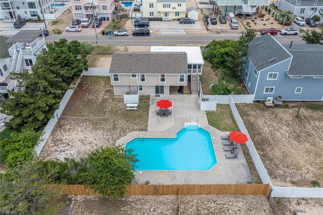 3305 Sandfiddler RD, Virginia Beach, VA 23456