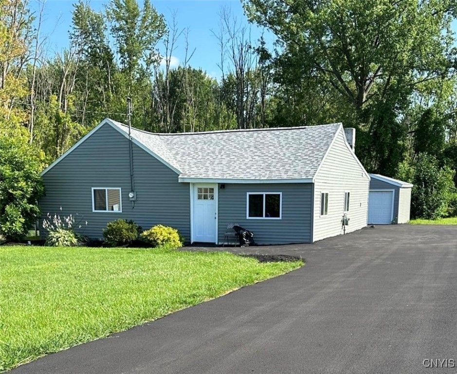 7200 Lakeshore Road, Cicero, NY 13039