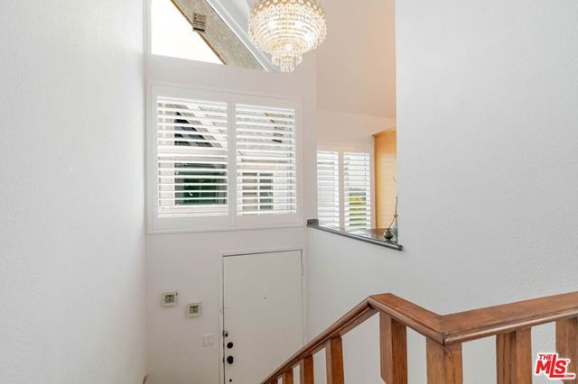 1121 E Wilson Avenue 12, Glendale, CA 91206