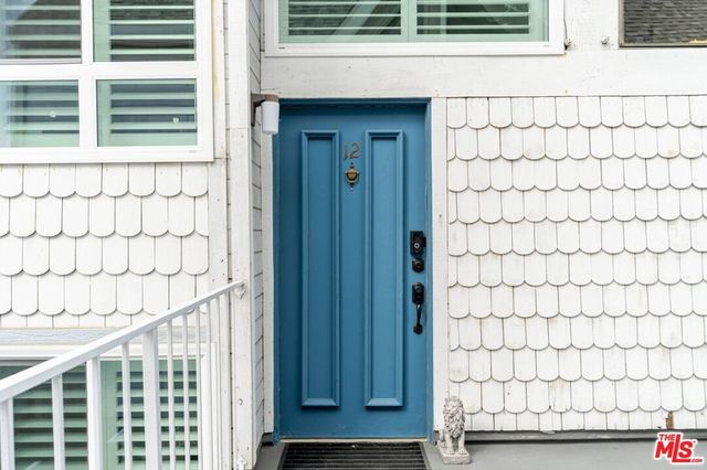 1121 E Wilson Avenue 12, Glendale, CA 91206