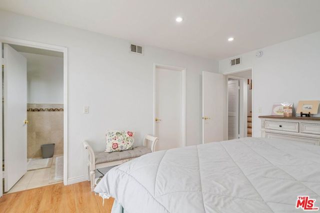 1121 E Wilson Avenue 12, Glendale, CA 91206