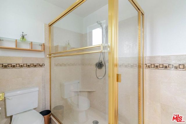 1121 E Wilson Avenue 12, Glendale, CA 91206