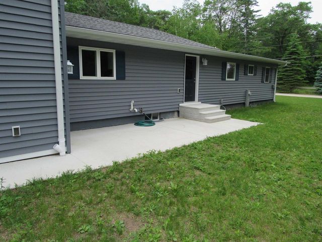 N1476 RIVER DRIVE, Menominee, MI 49858