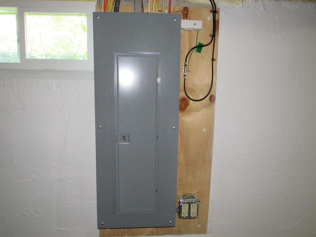 N1476 RIVER DRIVE, Menominee, MI 49858