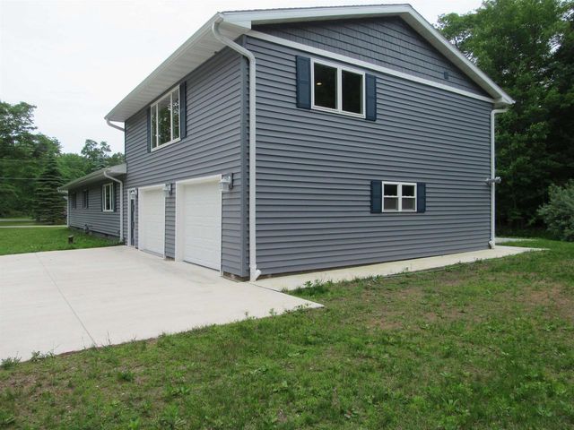 N1476 RIVER DRIVE, Menominee, MI 49858