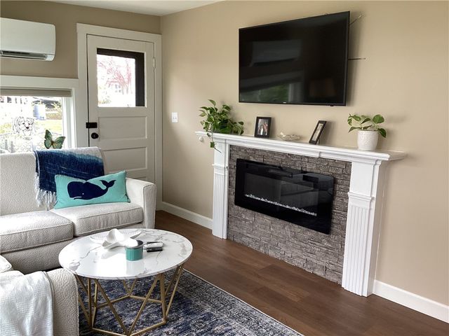 135 Namquid Drive, Warwick, RI 02888