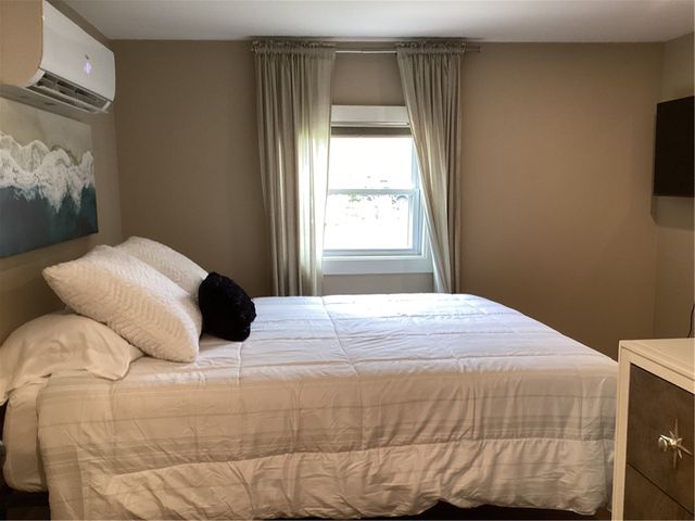 135 Namquid Drive, Warwick, RI 02888