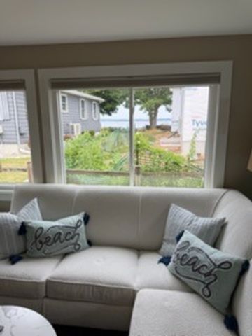 135 Namquid Drive, Warwick, RI 02888