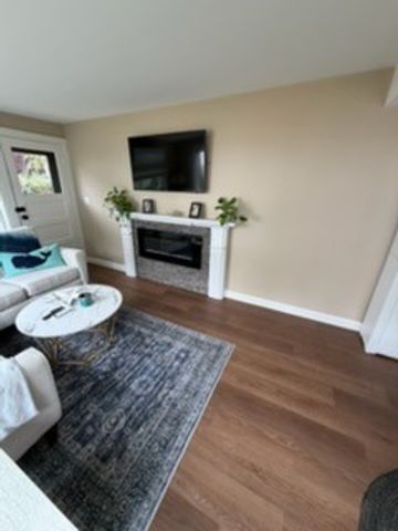 135 Namquid Drive, Warwick, RI 02888