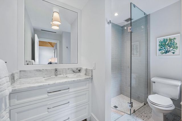 135 Chilean Avenue, Palm Beach, FL 33480