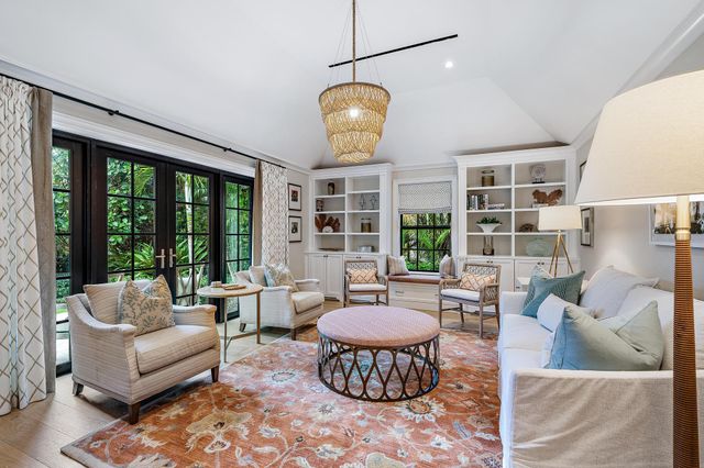 135 Chilean Avenue, Palm Beach, FL 33480