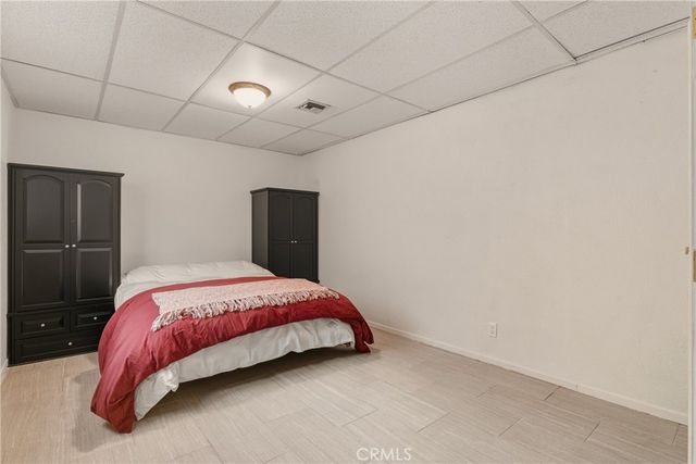 7061 Kester C, Van Nuys, CA 91405