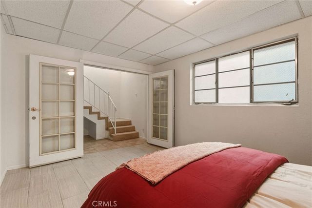 7061 Kester C, Van Nuys, CA 91405