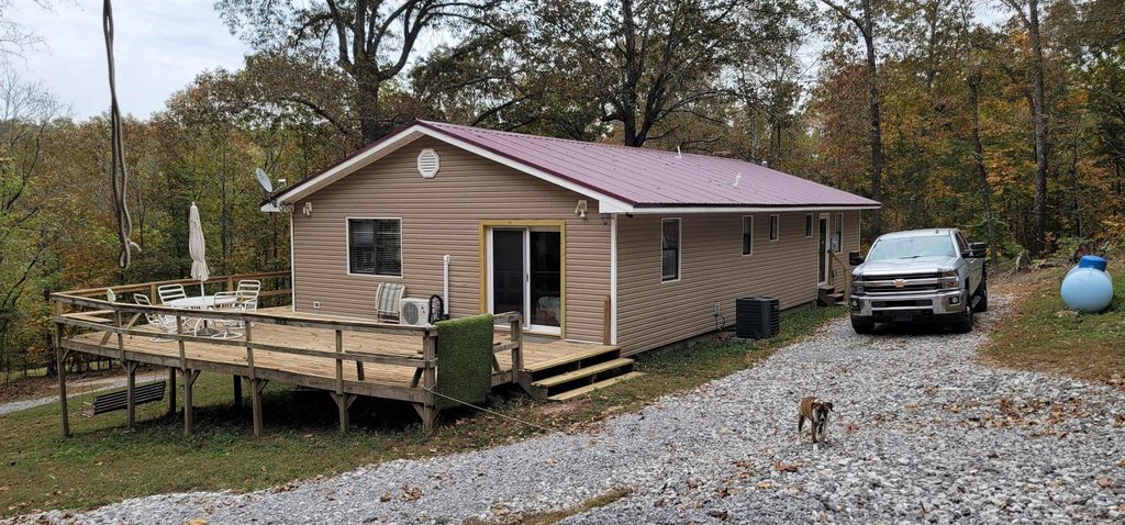 5205 N Central Avenue, Batesville, AR 72501