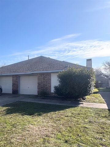 7506 Amherst Drive A, Rowlett, TX 75088