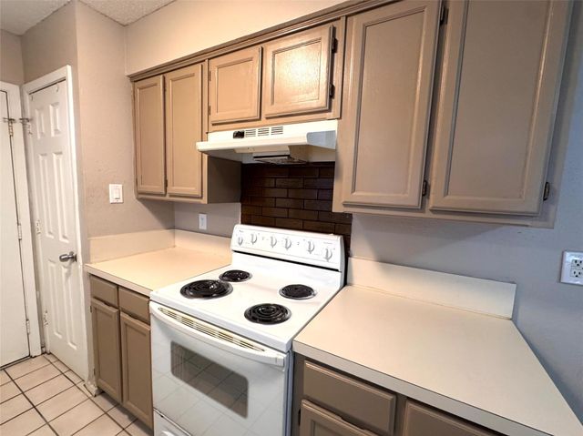 7506 Amherst Drive A, Rowlett, TX 75088