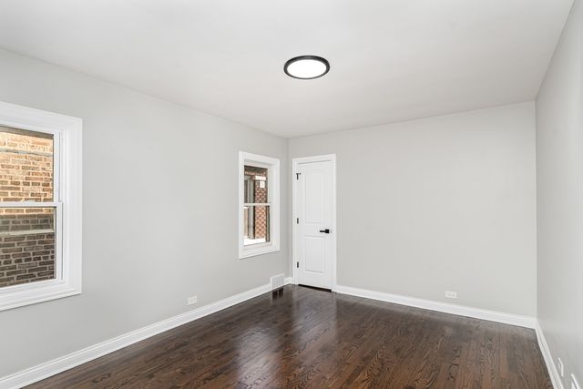 5834 S California Avenue, Chicago, IL 60629