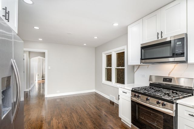 5834 S California Avenue, Chicago, IL 60629