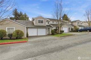 10030 Holly Drive #122, Everett, WA 98204