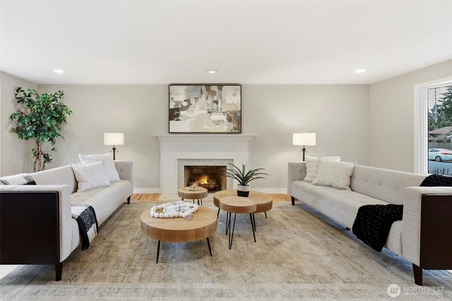 7006 125th Avenue SE, Newcastle, WA 98056