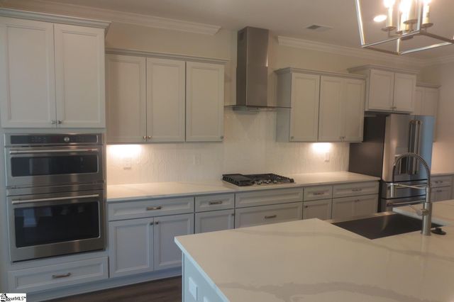 138 Whispering Hollow Road, Greenville, SC 29615