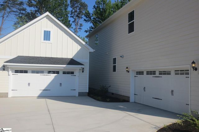 138 Whispering Hollow Road, Greenville, SC 29615