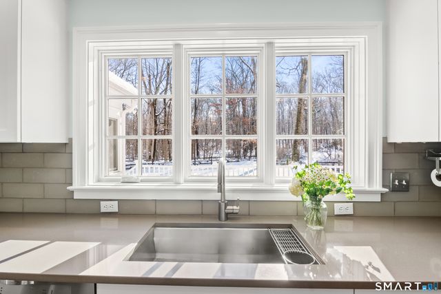 19 Circle Road, Darien, CT 06820