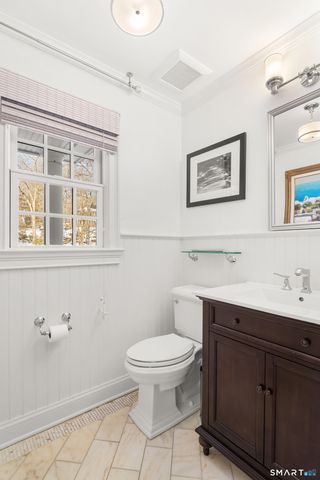 19 Circle Road, Darien, CT 06820