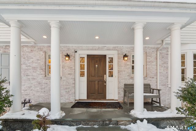 19 Circle Road, Darien, CT 06820