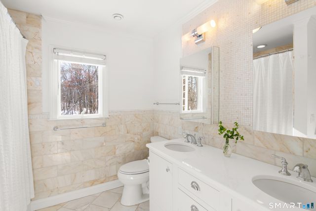 19 Circle Road, Darien, CT 06820